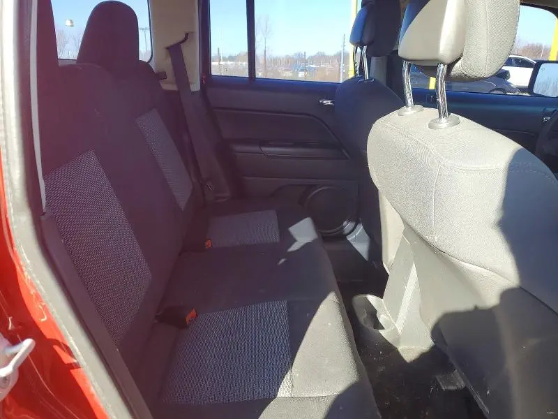 2010 JEEP PATRIOT SPORT  