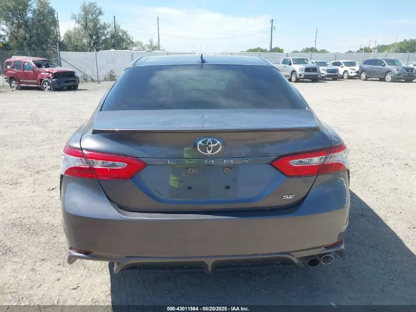 2020 TOYOTA CAMRY SE