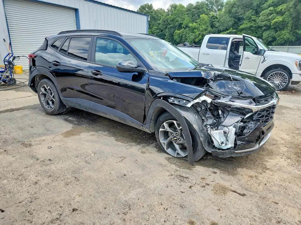 2024 CHEVROLET TRAX 1LT  
