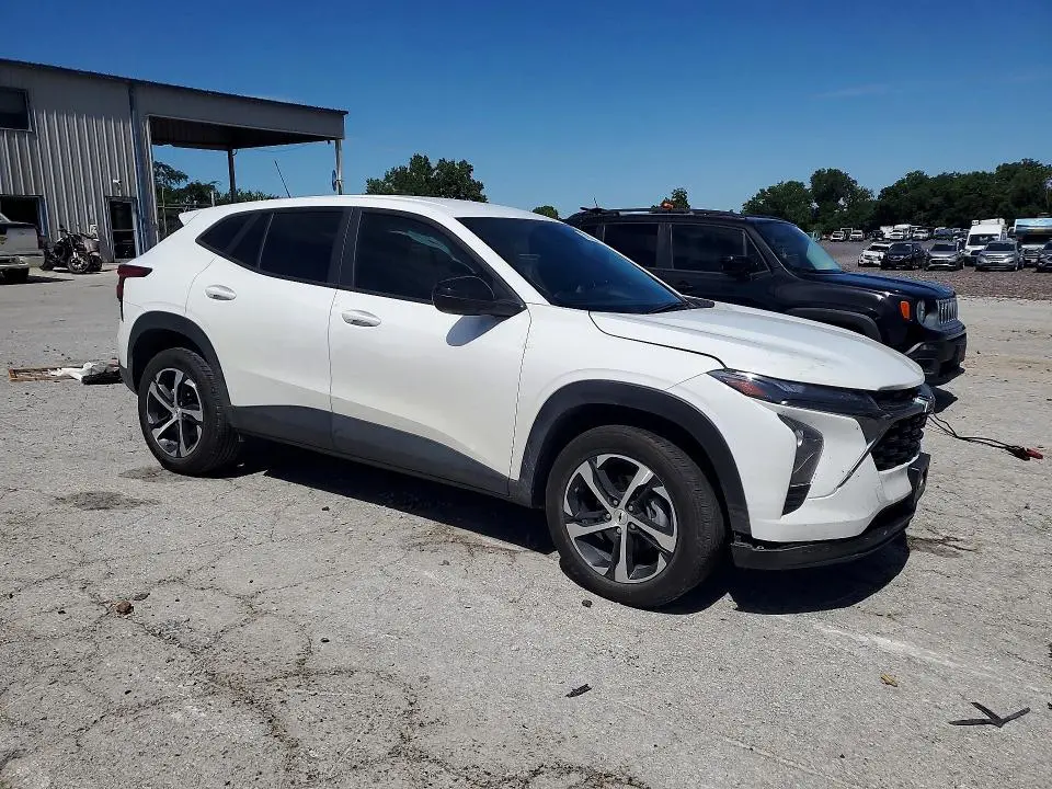 2025 CHEVROLET TRAX 1RS  