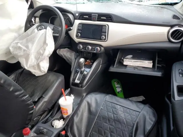 2021 NISSAN VERSA SV  