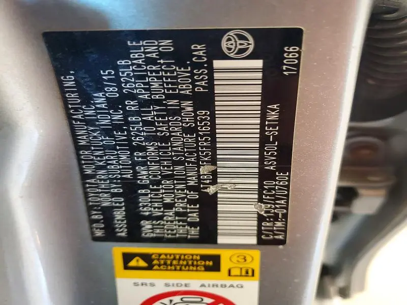 2015 TOYOTA CAMRY LE  