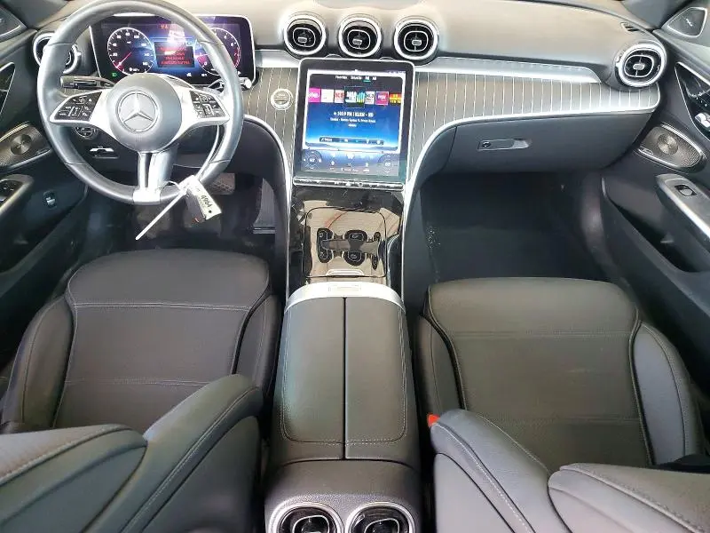 2024 MERCEDES-BENZ C 300  