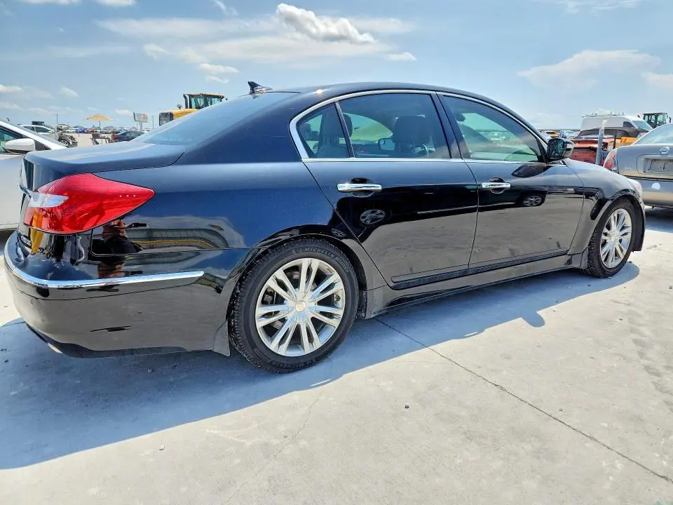 2012 HYUNDAI GENESIS 3.8L  