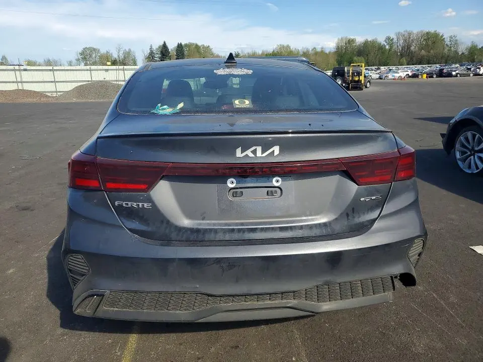2023 KIA FORTE GT LINE  