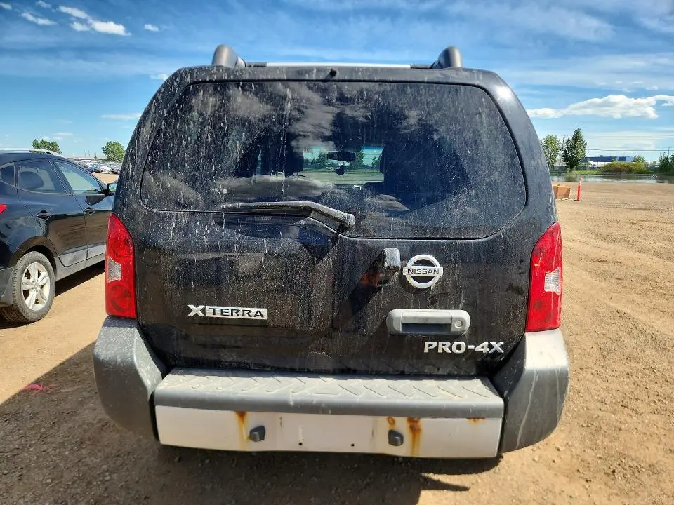 2015 NISSAN XTERRA X  