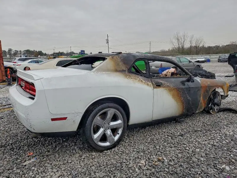 2014 DODGE CHALLENGER SXT  
