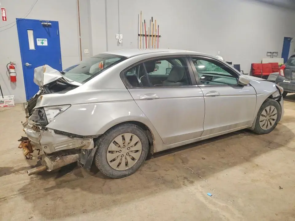 2010 HONDA ACCORD LX  