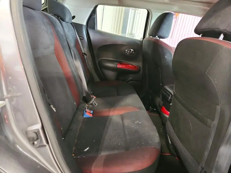 2014 NISSAN JUKE SV  