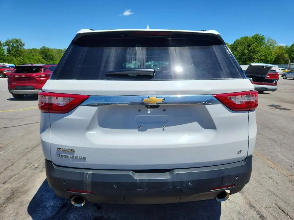2021 CHEVROLET TRAVERSE LT  