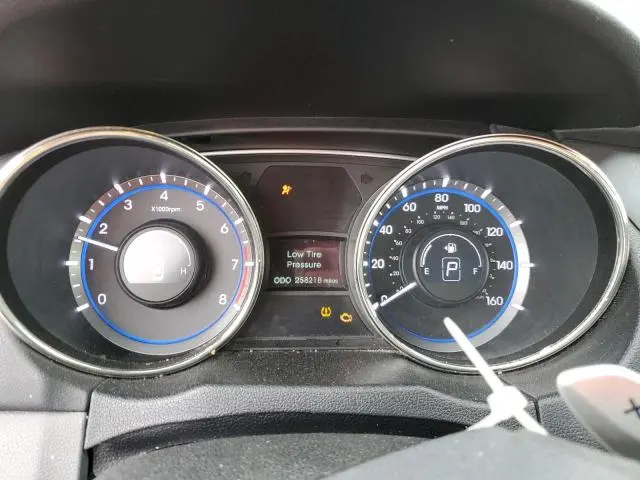 2012 HYUNDAI SONATA SE  