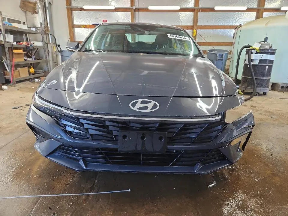 2024 HYUNDAI ELANTRA BLUE  