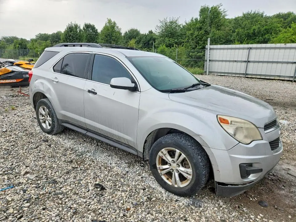 2011 CHEVROLET EQUINOX LT  