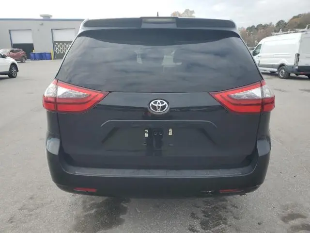 2020 TOYOTA SIENNA L  