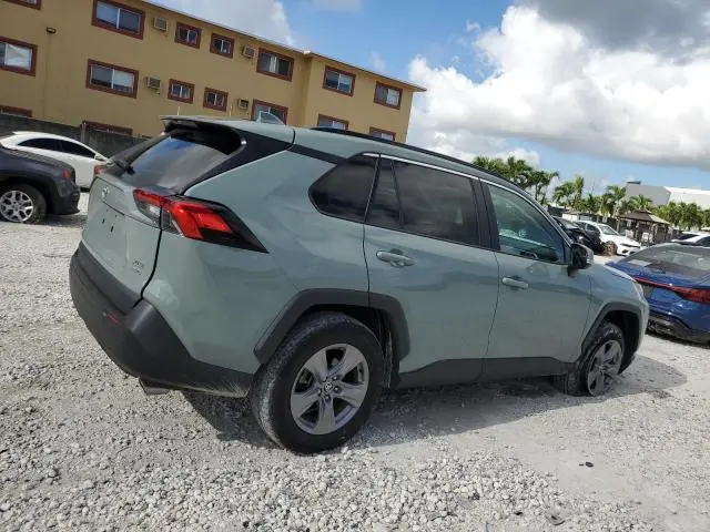 2022 TOYOTA RAV4 XLE  