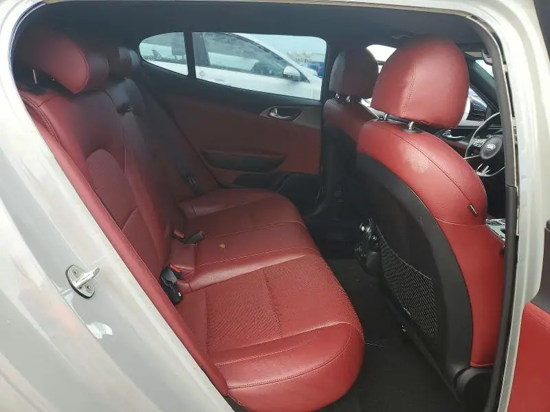 2021 KIA STINGER GT  
