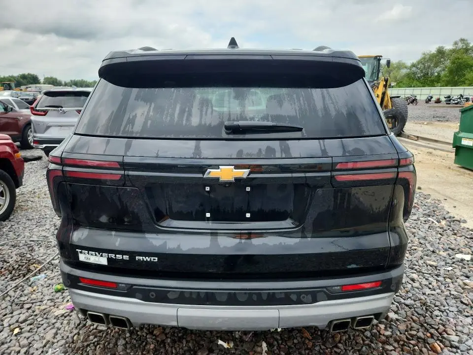 2025 CHEVROLET TRAVERSE LT  
