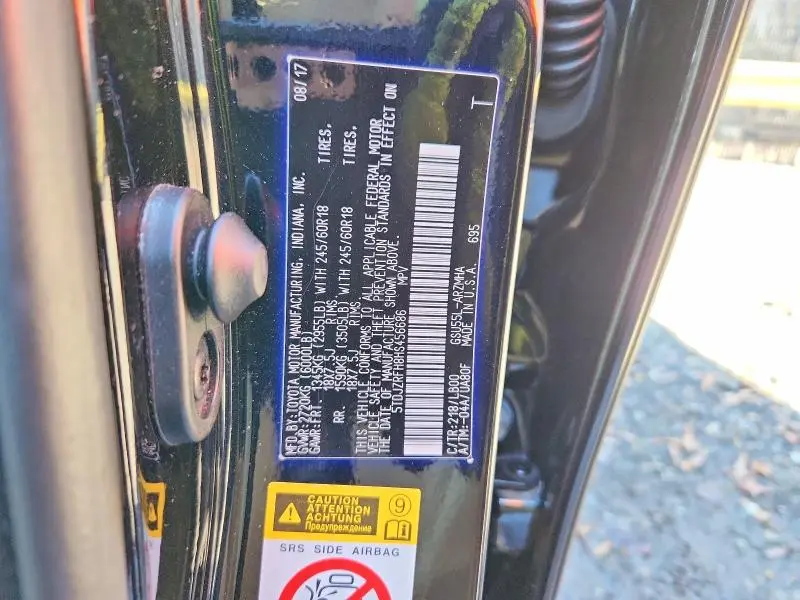 2017 TOYOTA HIGHLANDER XLE  