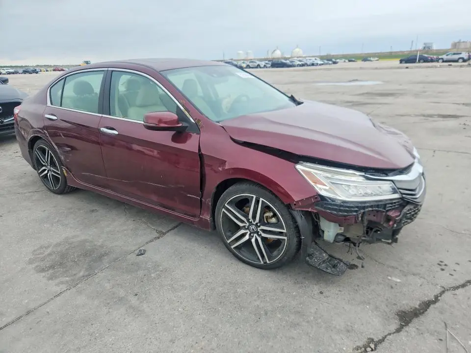 2017 HONDA ACCORD TOURING  
