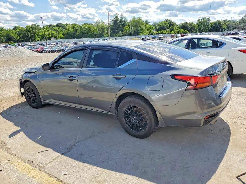 2019 NISSAN ALTIMA SR  