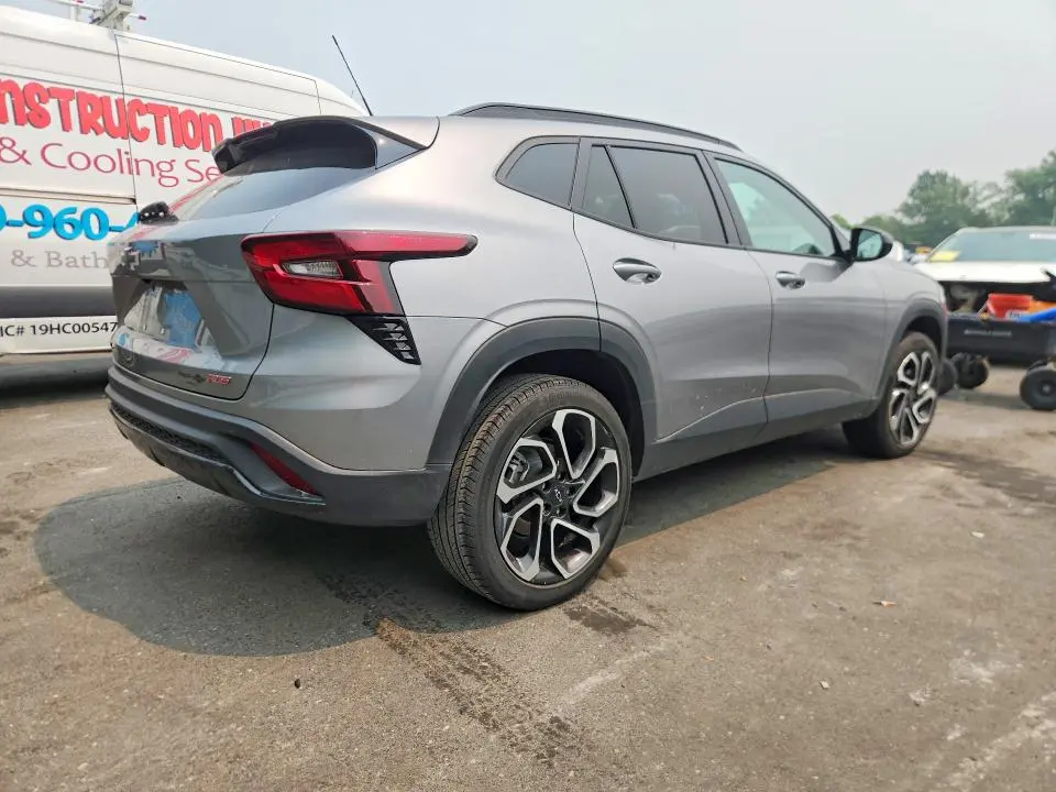 2025 CHEVROLET TRAX 2RS  