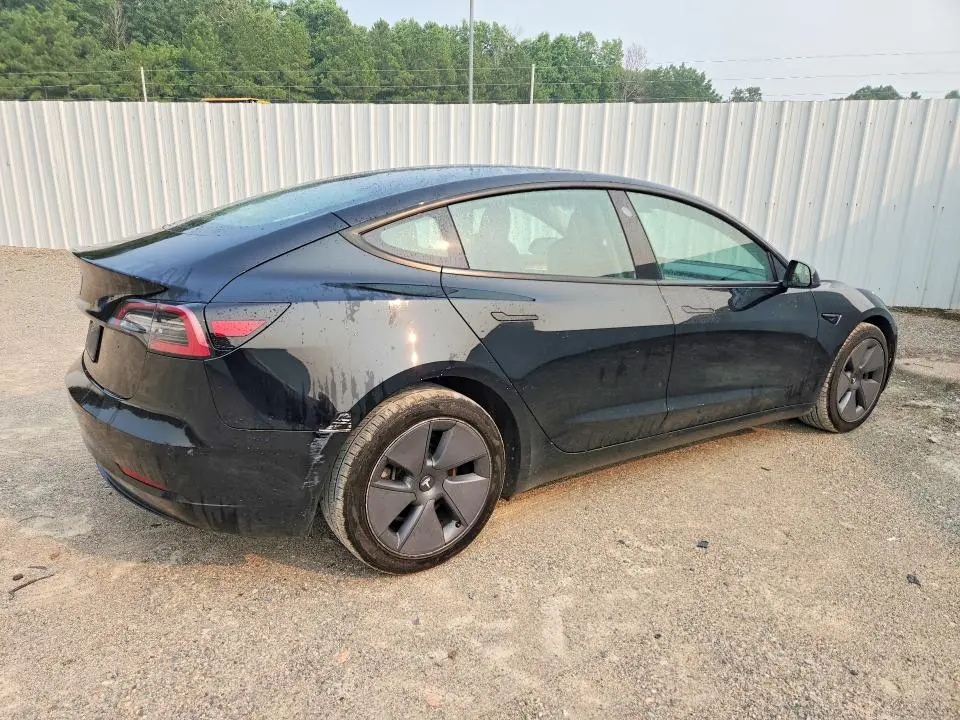 2022 TESLA MODEL 3   