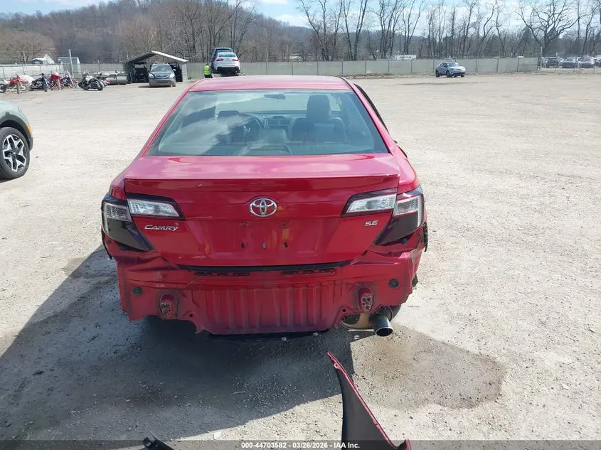 2012 TOYOTA CAMRY SE