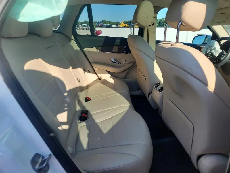 2021 MERCEDES-BENZ GLC 300 4MATIC  