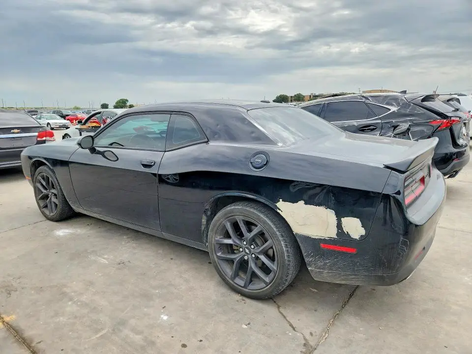 2021 DODGE CHALLENGER SXT  