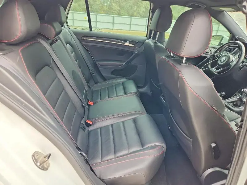 2015 VOLKSWAGEN GTI   