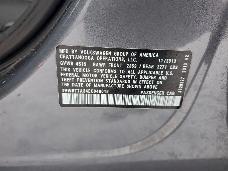 2014 VOLKSWAGEN PASSAT SE  