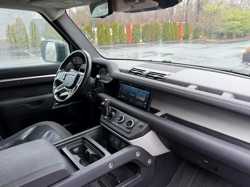 2020 LAND ROVER DEFENDER 110 1ST EDITION  