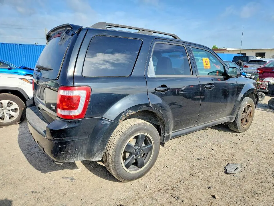2012 FORD ESCAPE XLT  