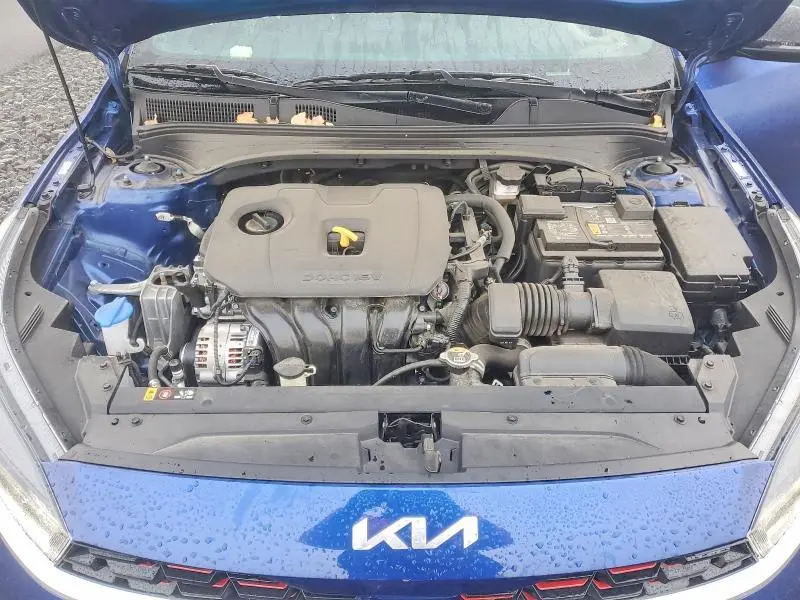 2024 KIA FORTE GT LINE  