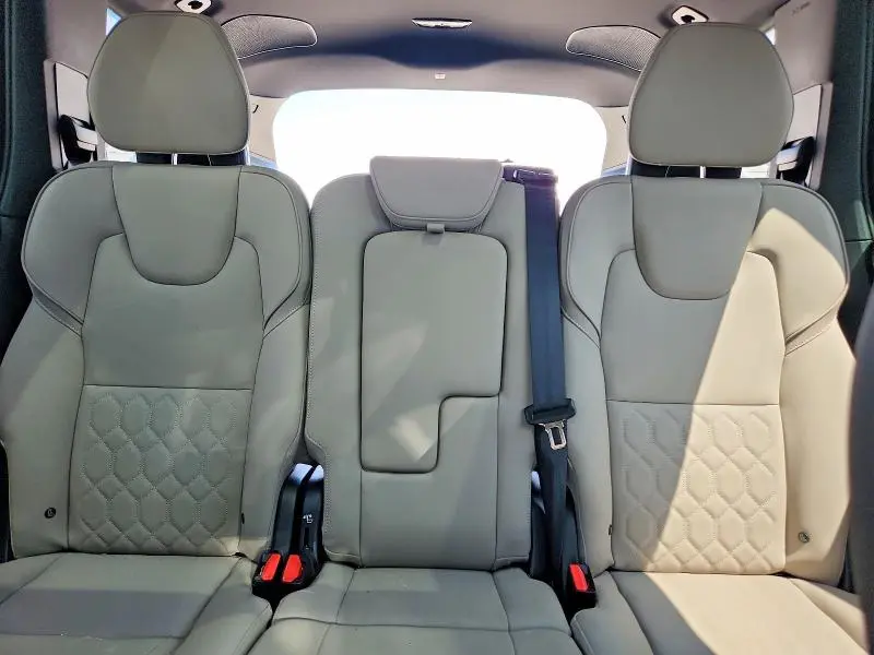 2026 VOLVO XC90 PLUS  