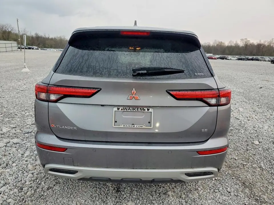 2022 MITSUBISHI OUTLANDER SE  