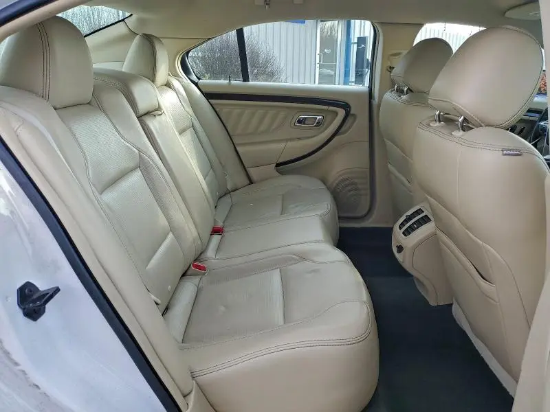 2015 FORD TAURUS LIMITED  