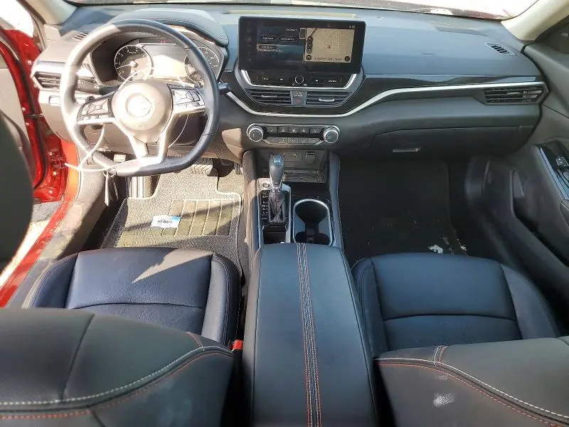 2024 NISSAN ALTIMA SR  