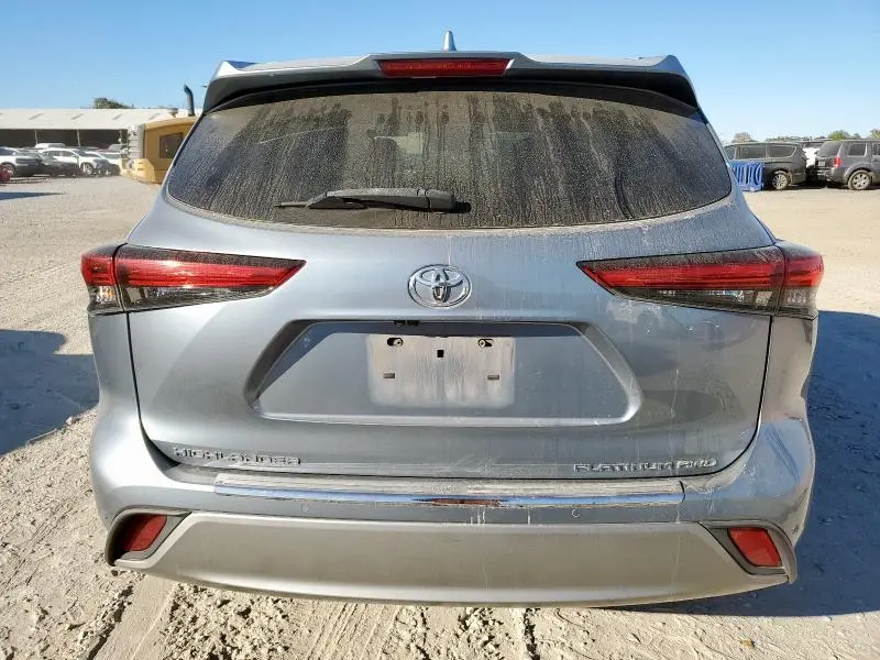 2020 TOYOTA HIGHLANDER PLATINUM  