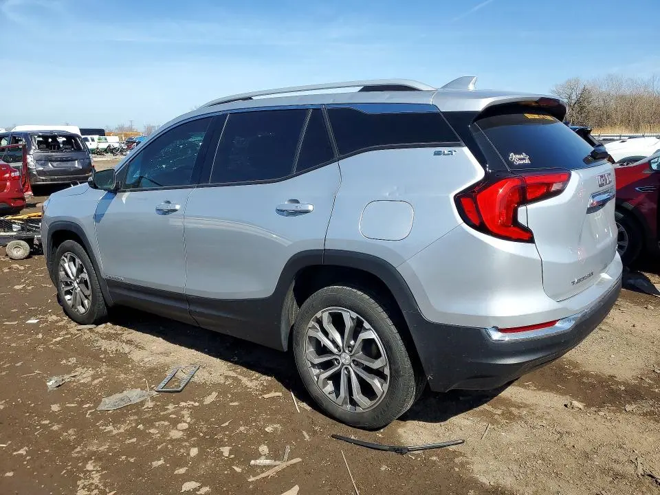 2021 GMC TERRAIN SLT  