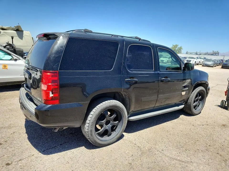 2011 CHEVROLET TAHOE C1500 LS  