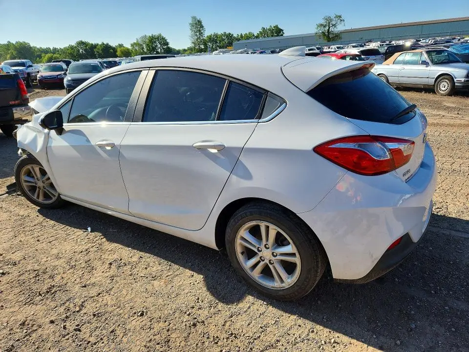 2017 CHEVROLET CRUZE LT  