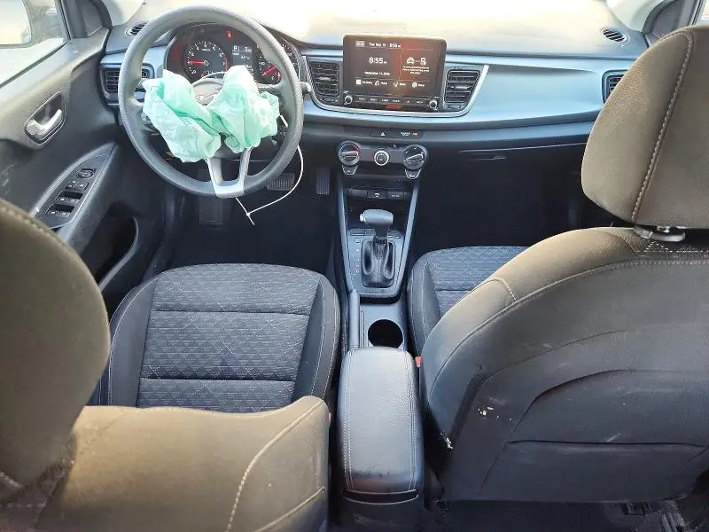 2022 KIA RIO S  
