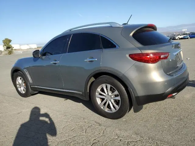 2010 INFINITI FX35