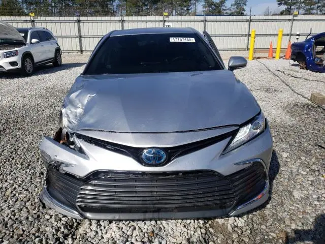 2023 TOYOTA CAMRY XLE  