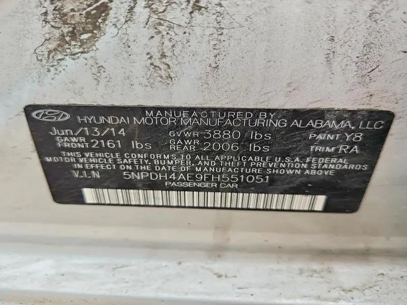 2015 HYUNDAI ELANTRA SE  