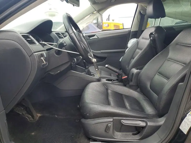 2013 VOLKSWAGEN JETTA TDI  