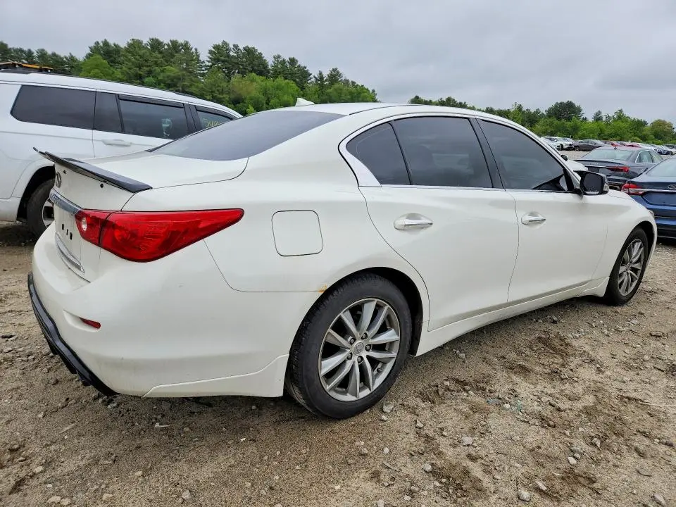 2015 INFINITI Q50 PREMIUM  