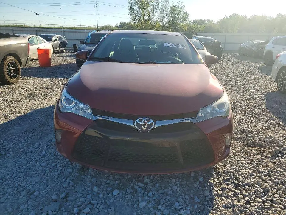 2017 TOYOTA CAMRY SE  