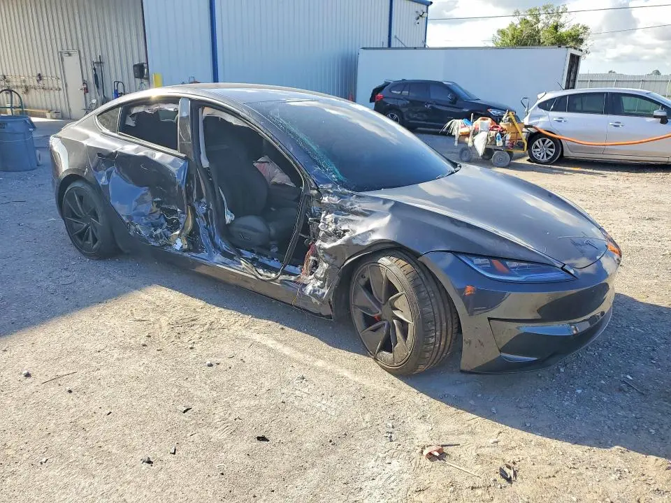 2026 TESLA MODEL 3   